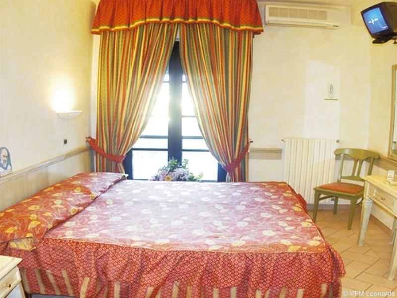 Hotel Pace San Giovanni Rotondo Exterior photo